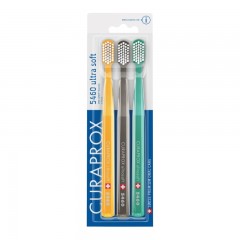 CURAPROX three-pack zubné kefky Ultra soft 5460 - 3ks (rôzne farebné kombinácie)