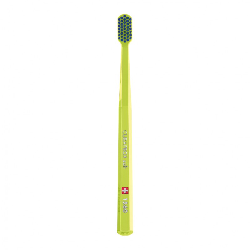 E-shop CURAPROX single-pack zubná kefka Soft 1560 - 1ks (rôzne farebné kombinácie)