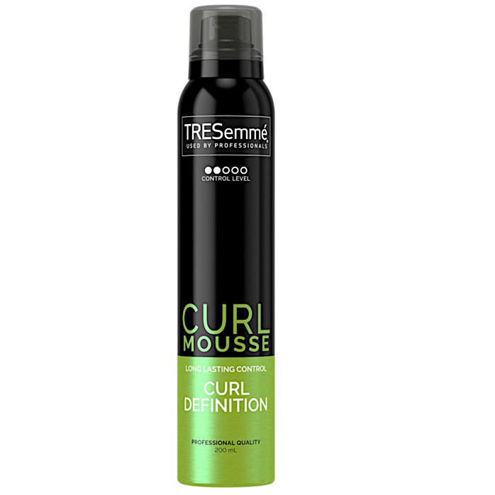 E-shop TRESemmé penové tužidlo 200ml - pre kučeravé vlasy